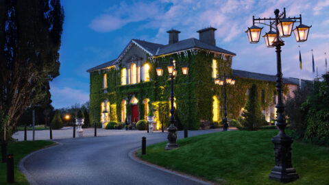 LyrathEstate_Exterior_Twilight_Jack_Hardy_2022 copy (1)